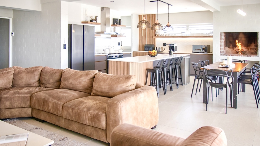 6 Bedroom Property for Sale in Dwarskersbos Western Cape